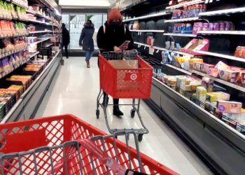 US consumer confidence hits 2-year high — but recession fears linger