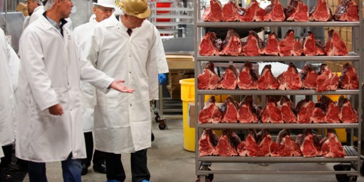 Watchdog finds repeated ‘missed opportunities’ to protect meat workers