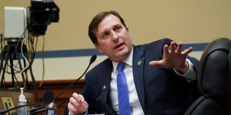 Democrats press Homeland Security on domestic extremism in workforce