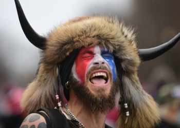 Judge rebukes Tucker Carlson, ‘QAnon Shaman’ for ‘alarming’ Jan. 6 show