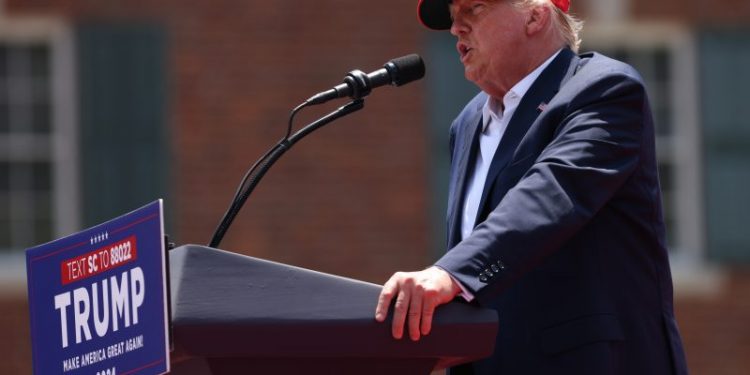 Trump raises $35 million in second quarter, advisers say