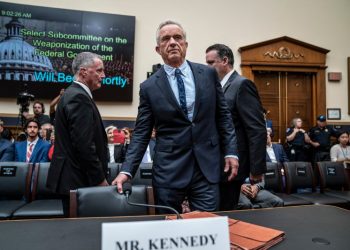 As Republicans elevate Robert Kennedy Jr., his polls sour
