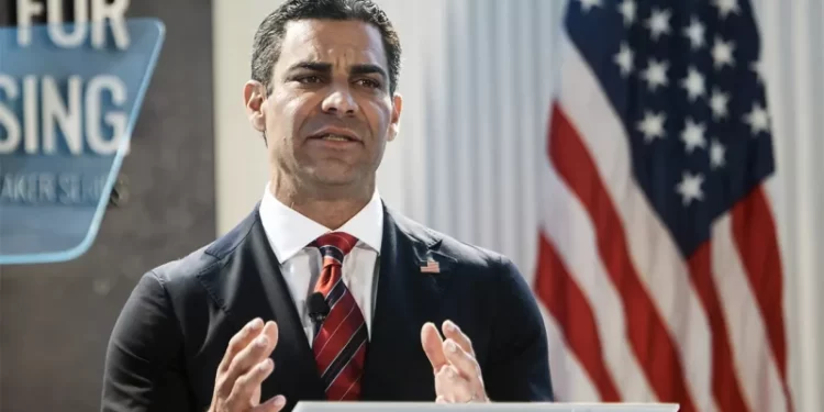 GOP presidential candidate shreds ‘idiotic’ calls to end American birthright citizenship