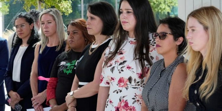 Texas abortion hearing culminates with tension and emotions high