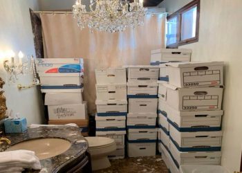 Half the GOP doesn’t think Trump had sensitive documents at Mar-a-Lago