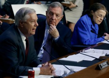 Senate Judiciary Committee adopts Supreme Court ethics bill