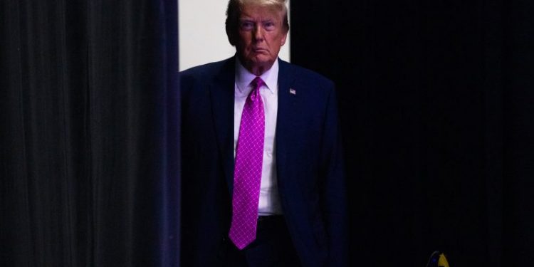 Fox News hosts are pushing Trump to join the Fox News GOP debate