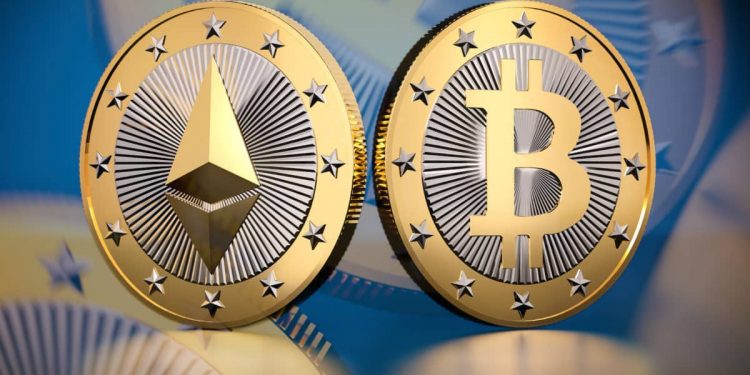 Bitcoin and Ethereum: BTC is still hovering around $30000