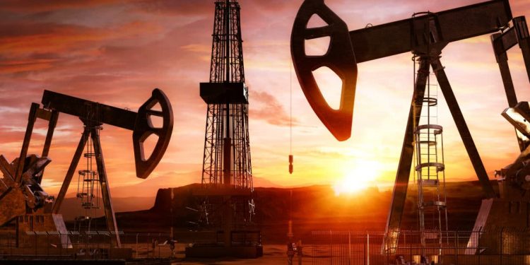 Oil Steady as Weak Chinese Economy Offsets Lower Oil Stocks