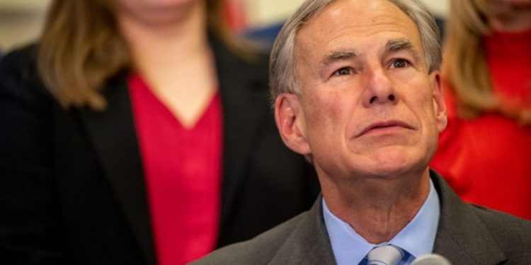 Texas Gov. Abbott defends decision to build floating border wall amid immigration crisis
