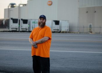 Rural town braces for Tyson plant closure as manufacturing booms elsewhere