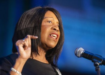 New Jersey Lt. Gov. Sheila Oliver dies at 71