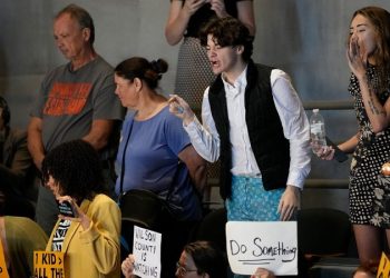 Tennessee lawmakers hit impasse during special session sparked by Nashville school shooting