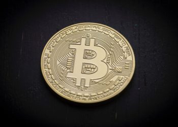 Bitcoin and Ethereum: Bitcoin under pressure at $26000