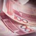 China steps up yuan defence