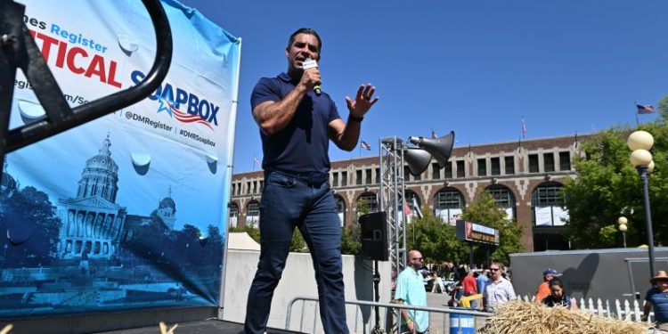 Miami Mayor Francis Suarez drops out of Republican presidential race