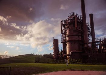 Gas Storage in Europe: Record Inventories Impacting Prices