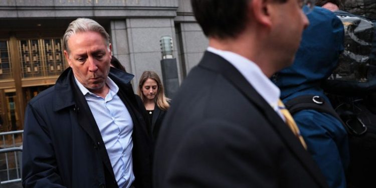 Ex-FBI leader involved in Trump-Russia probe may change plea in charges for working with Russian oligarch