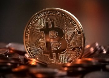 Bitcoin and Ethereum: Bitcoin slips below the $25900 level