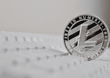 SafeMoon and Litecoin: Litecoin continues towards  68.00