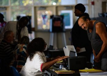 N.C. Republican bill limits mail voting, private election funding