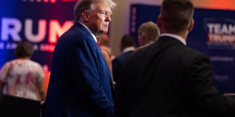 A dumbed-down defense of Trump on Jan. 6 indictment