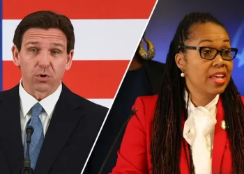 DeSantis removed a state attorney for going ‘soft’ on felons, now a felon is pushing to bring her back