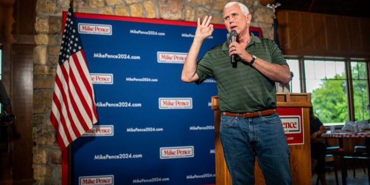 Pence qualifies for GOP presidential debate after hitting donor threshold