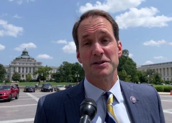 ‘Spoiled’ Hollywood actors should get back to work, says one rep, as Congress wrangles AI concerns