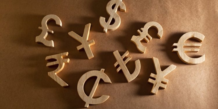 EURUSD and GBPUSD: EURUSD falls to the 1.07770 level