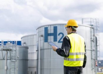 Renewable power production, achieving Net-Zero in the UK