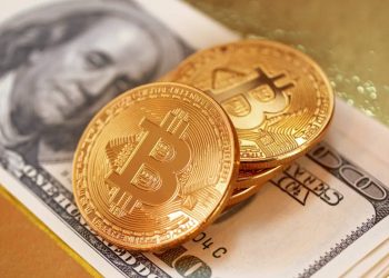 Bitcoin and Ethereum: Bitcoin falls to the $28300 level