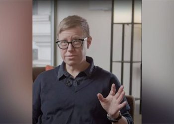 ‘Marxist lesbian’ library group president denounced ‘angry, White mob parents’ in push for ‘queerness’