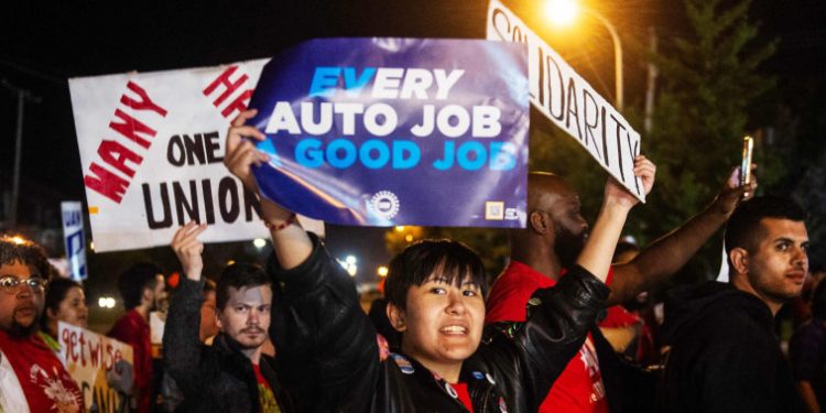 Autoworkers go on strike at plants at each of the Big Three