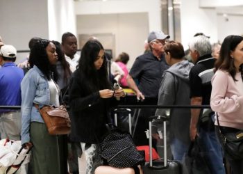 A government shutdown wouldn’t stop air travel, but it could make it worse