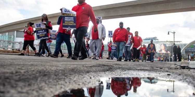 The key difference between the Biden and Trump visits to Michigan