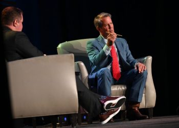 Brian Kemp ushers his party away from the Trumpian deep end — again