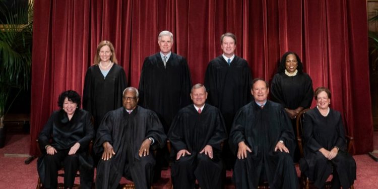 Landmark Texas, Florida social media cases added to Supreme Court term