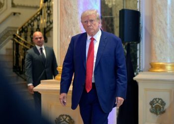 Both politically and legally, Trump’s classified docs defense weakens