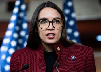 AOC dodges question on lack of border visits under Biden, touts tours of ‘New York-area facilities’