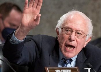 Bernie Sanders praises UAW workers striking against ‘corporate greed,’ endorses 4-day workweek