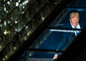 Trump attacks ‘liberal Jews’ amid celebration of Rosh Hashanah