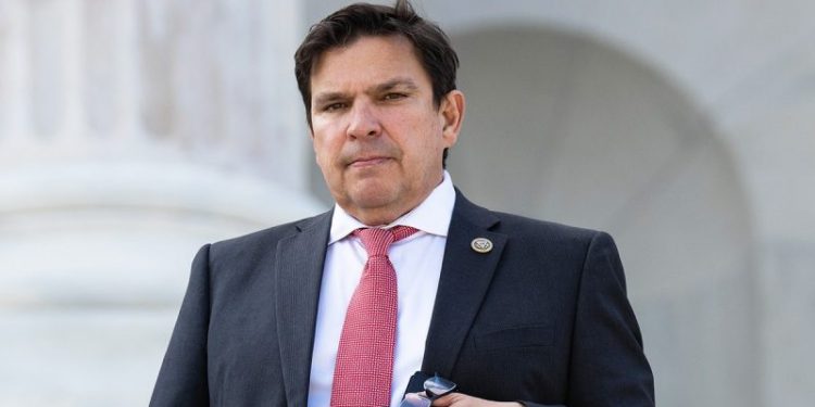 House Dems cross party lines, demand Biden admin expand oil drilling