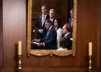 House lawmakers return to looming budget and impeachment decisions