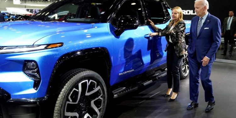 Biden faces a moment of peril as UAW threatens broad strike