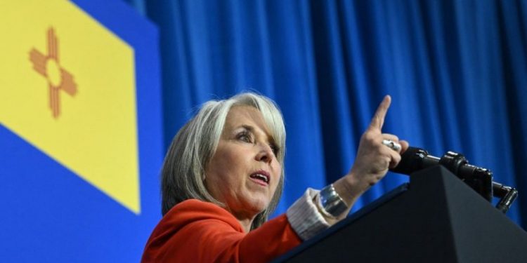 New Mexico governor temporarily suspends open, concealed carry across Albuquerque: ‘Violence at every turn’