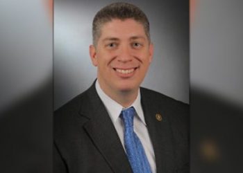 Missouri senator says he would torch ‘woke pornographic books’ after false claims of book burning at GOP event