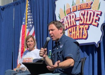 GOP presidential battle in the first caucus state heats up