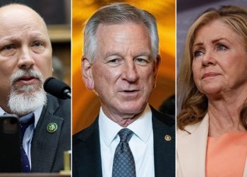 Tuberville showered with support as Biden admin refuses to urge Democrats to vote on held military nominations