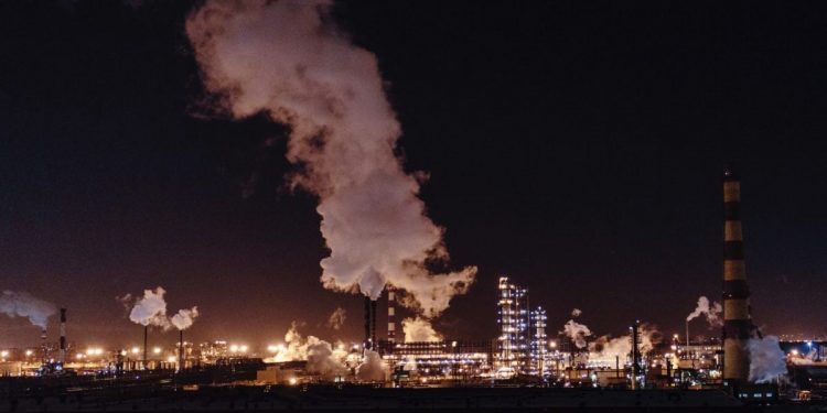 Oil and natural gas: Oil jumps above the $90.00 level